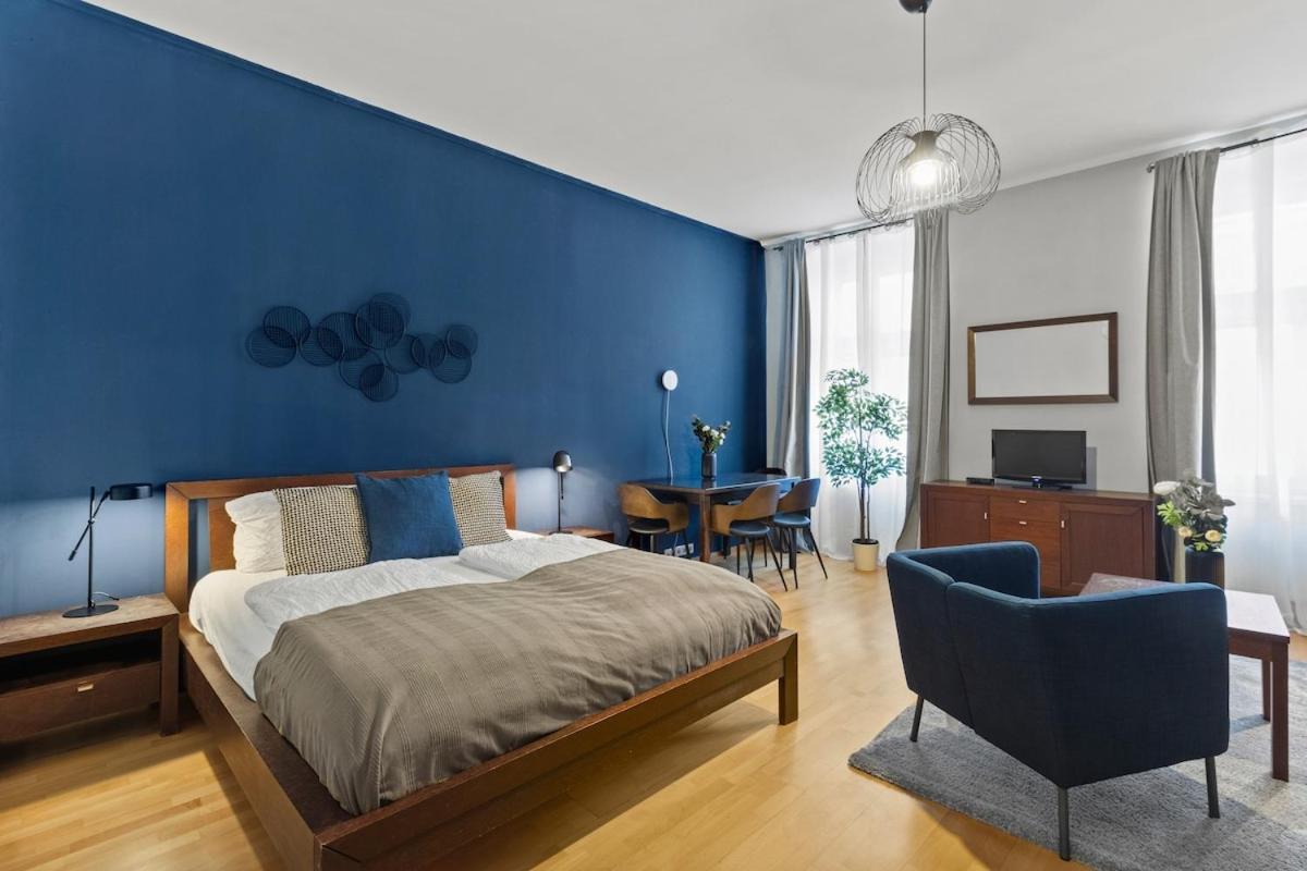Apartment Neben Augarten I 5 Min To Metro I 10 Min To *
