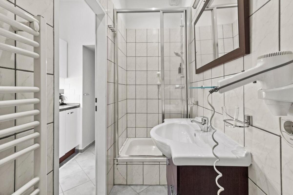 Neben Augarten I 5 Min To Metro I 10 Min To Apartment *