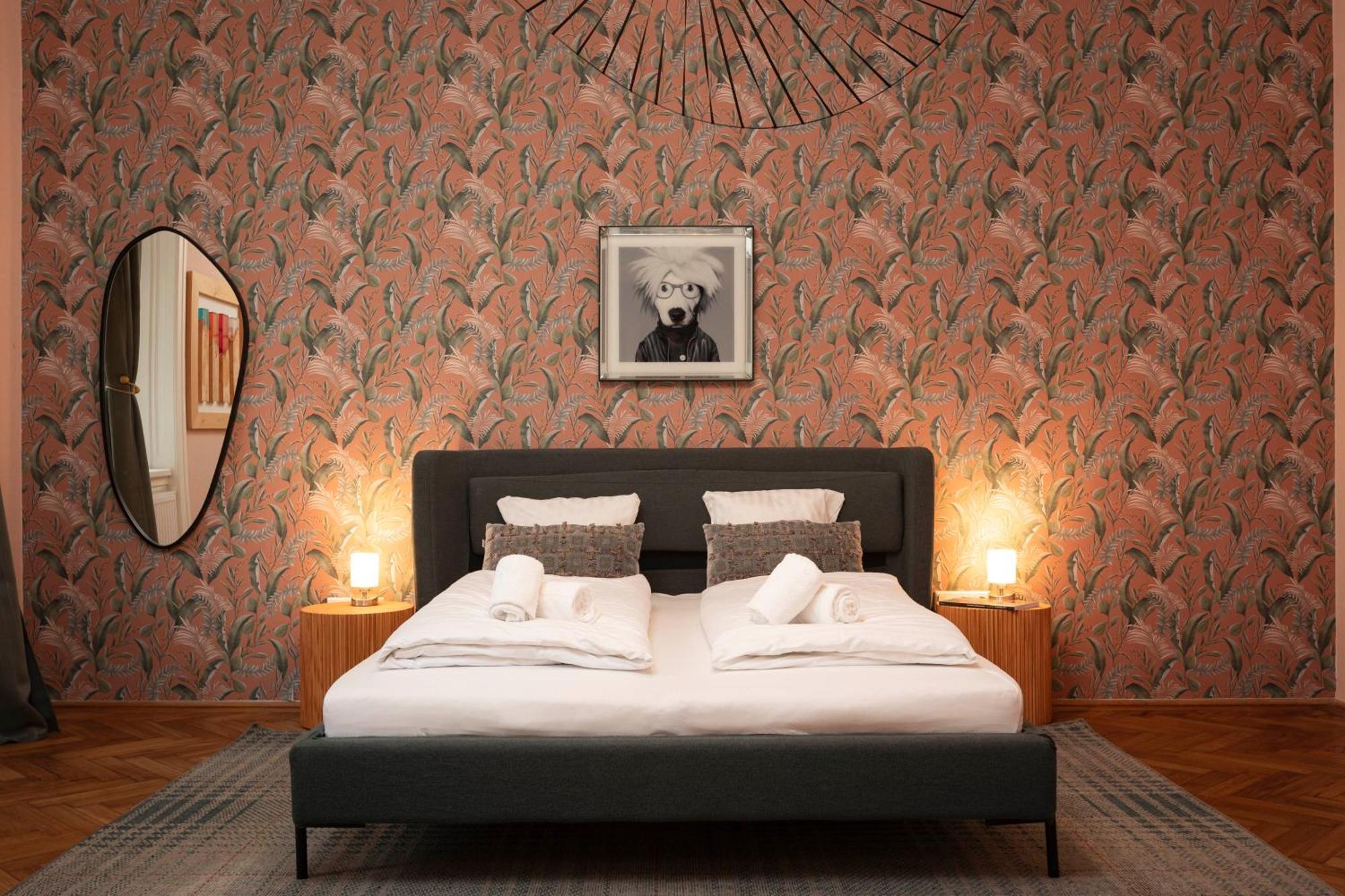 4ty3 - Spacious In The Heart Of The 8th District Is Calling Wien