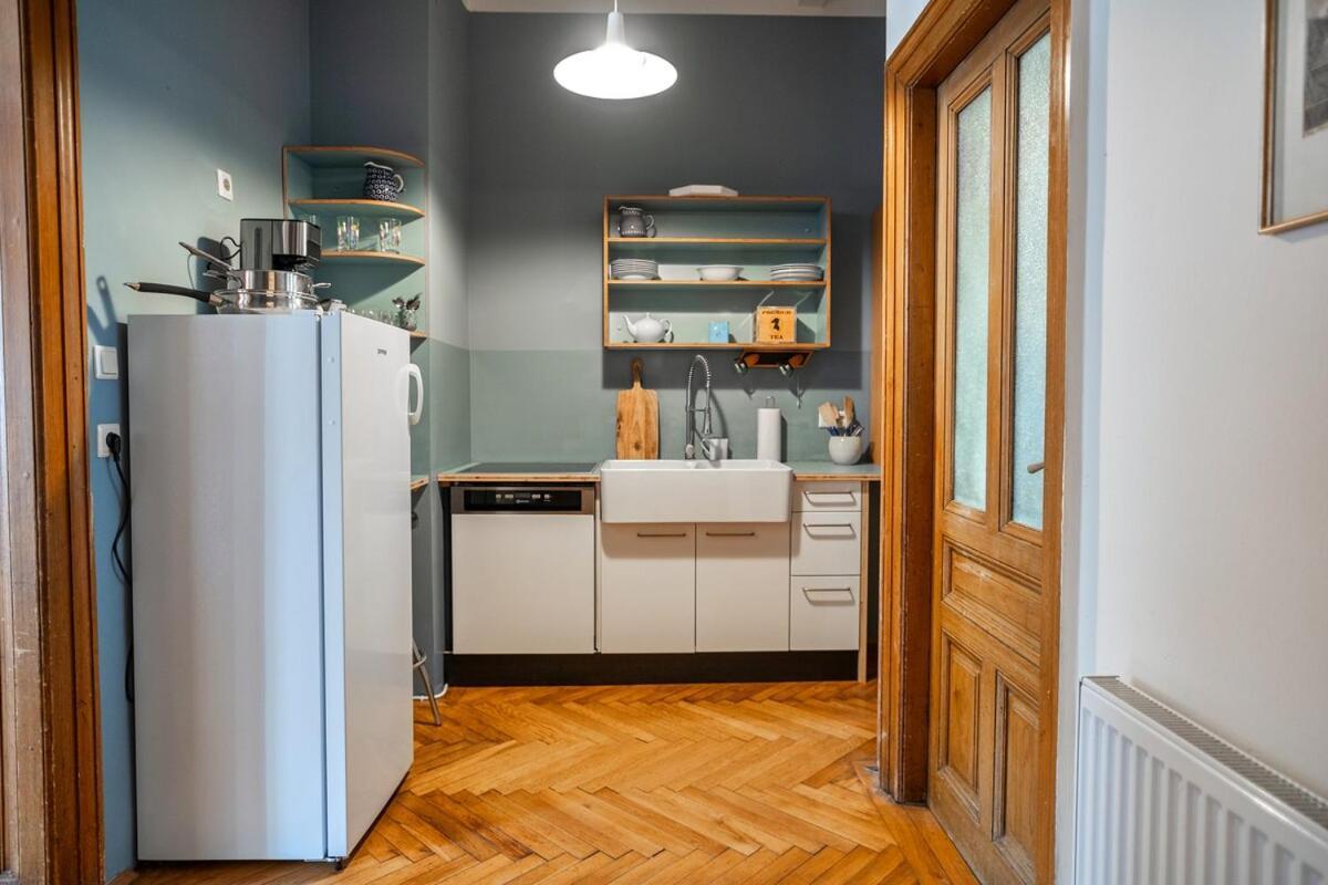 Apartamento Feel At I Bright Windows I Penzing Trainstation Viena