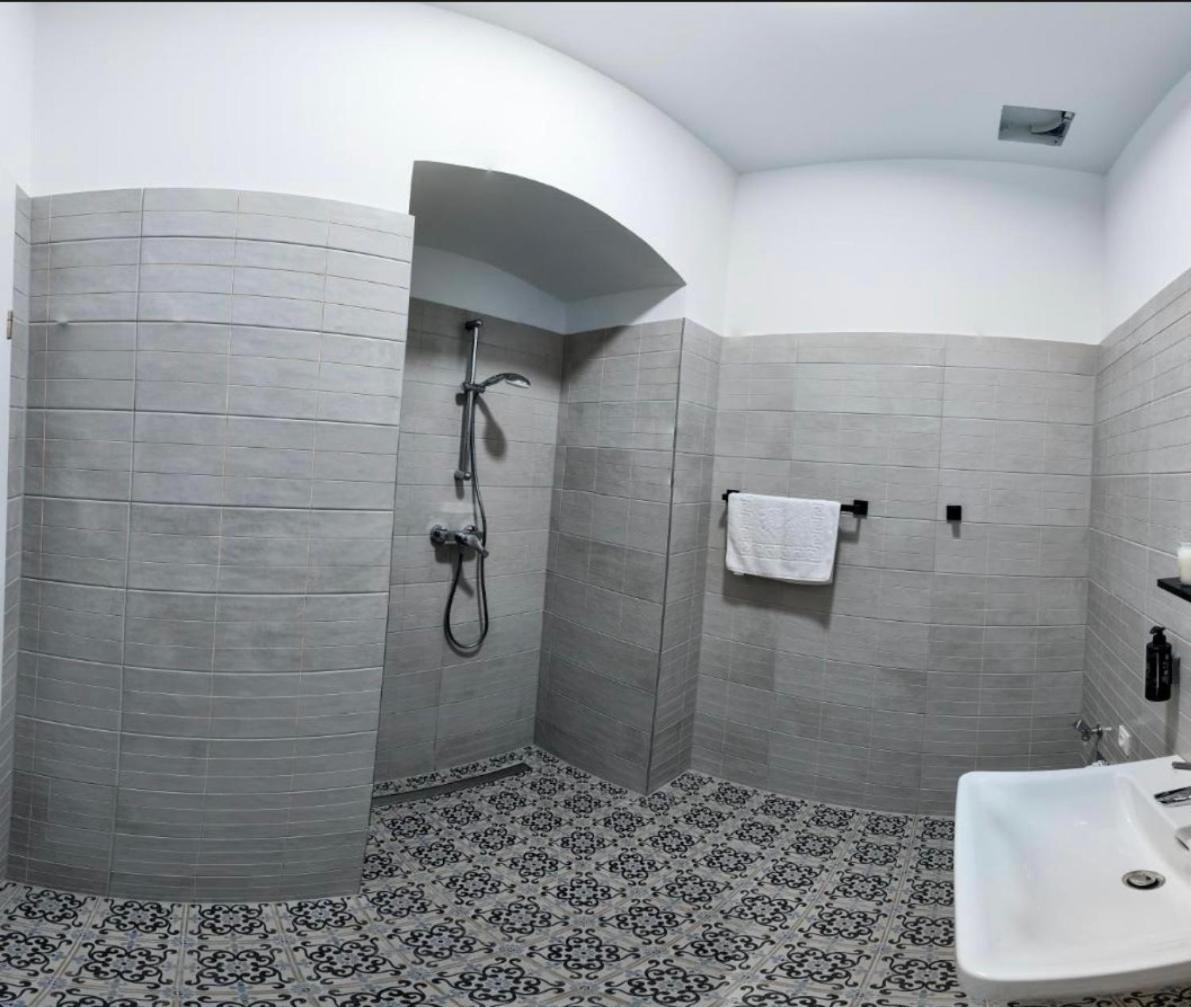 Art Living Aparthotel *