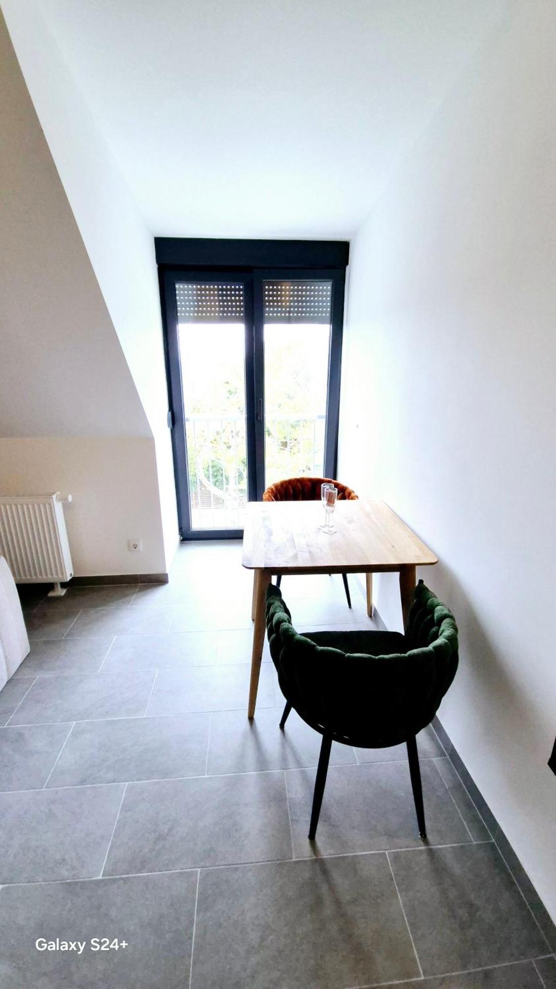 Apartment Moderne Mit Klima, Perfekter Anbindung Ins Zentrum Und Kostenlose Parkplaetze! Vienna