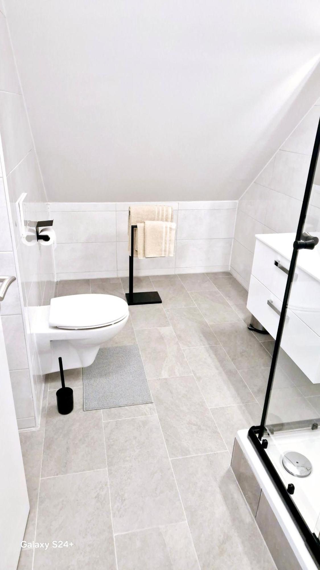 Moderne Mit Klima, Perfekter Anbindung Ins Zentrum Und Kostenlose Parkplaetze! Apartment Vienna