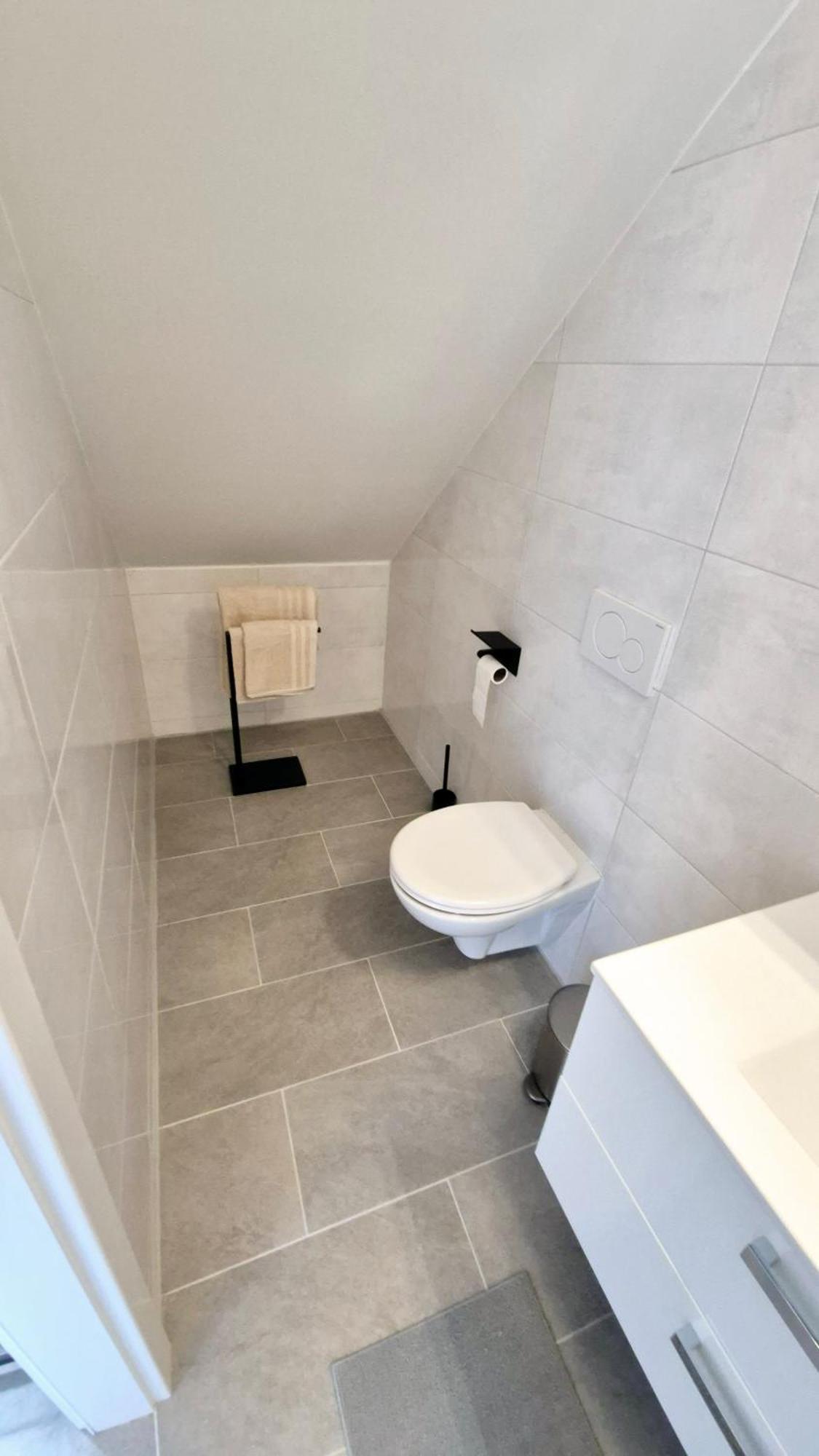 Moderne Mit Klima, Perfekter Anbindung Ins Zentrum Und Kostenlose Parkplaetze! * Vienna