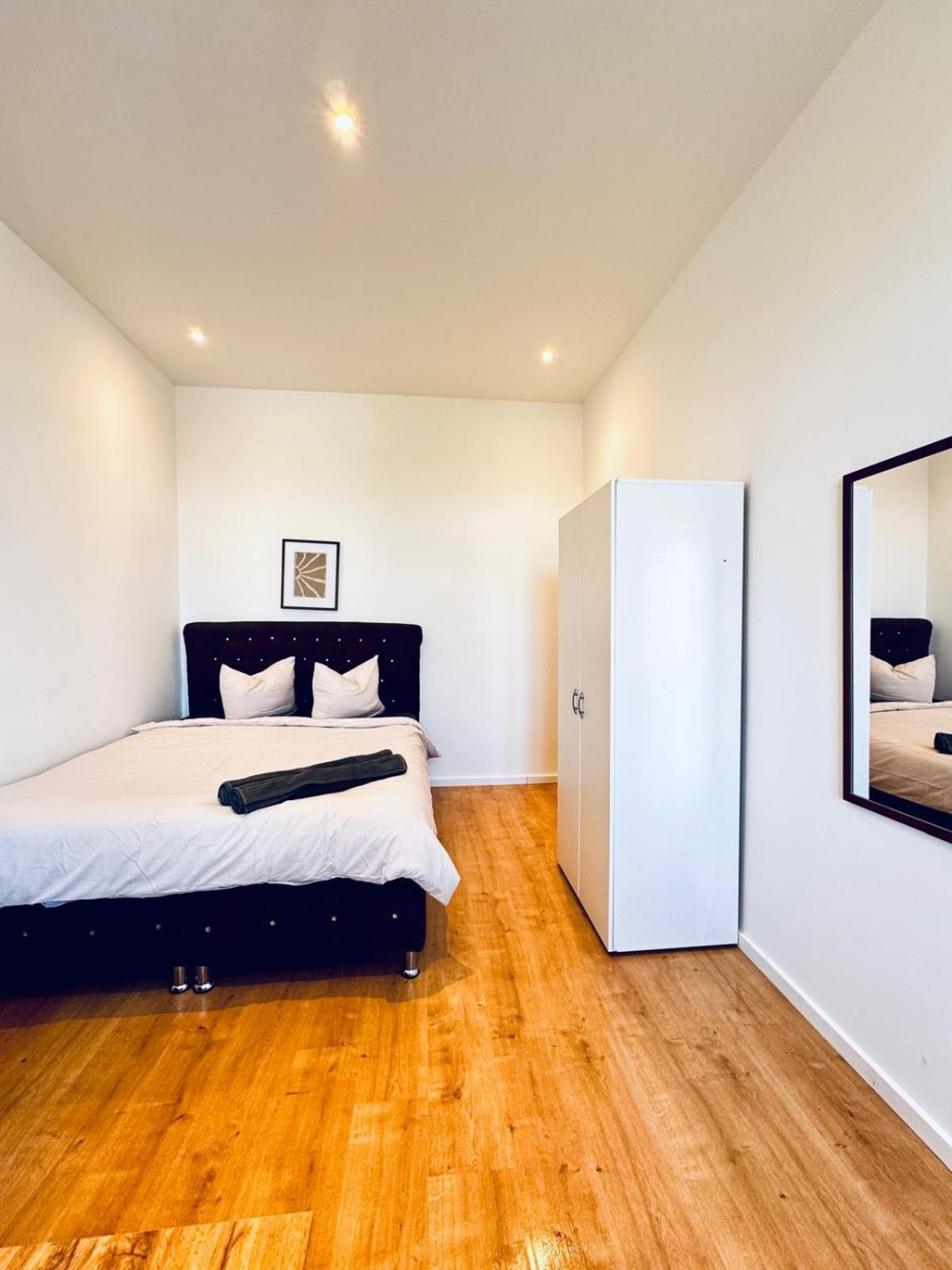 Spacious 3br Shared Near Kaufpark Alterlaa *