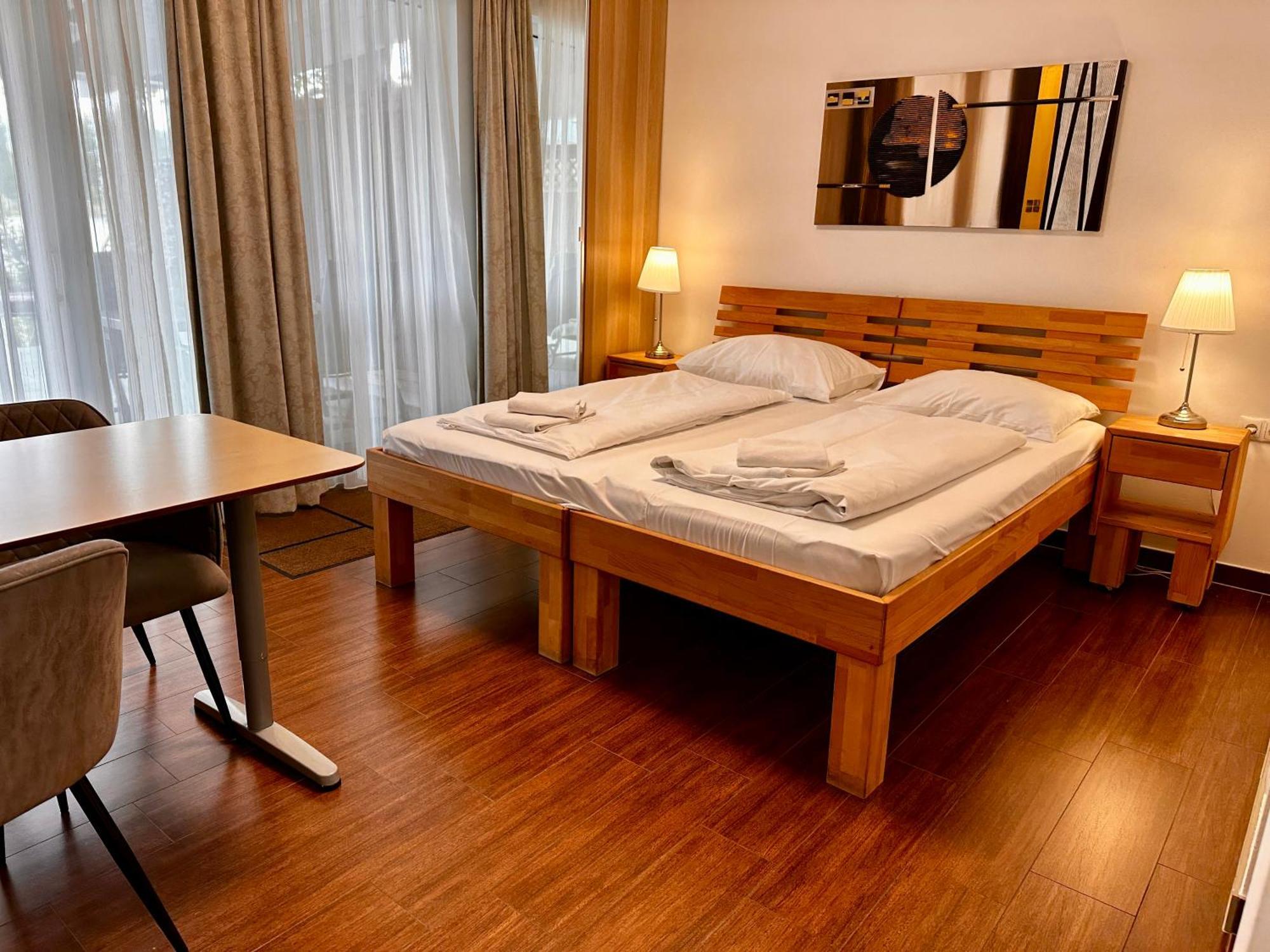 Ajo Apartments - Alte Donau Waterfront - Self-Check-In *