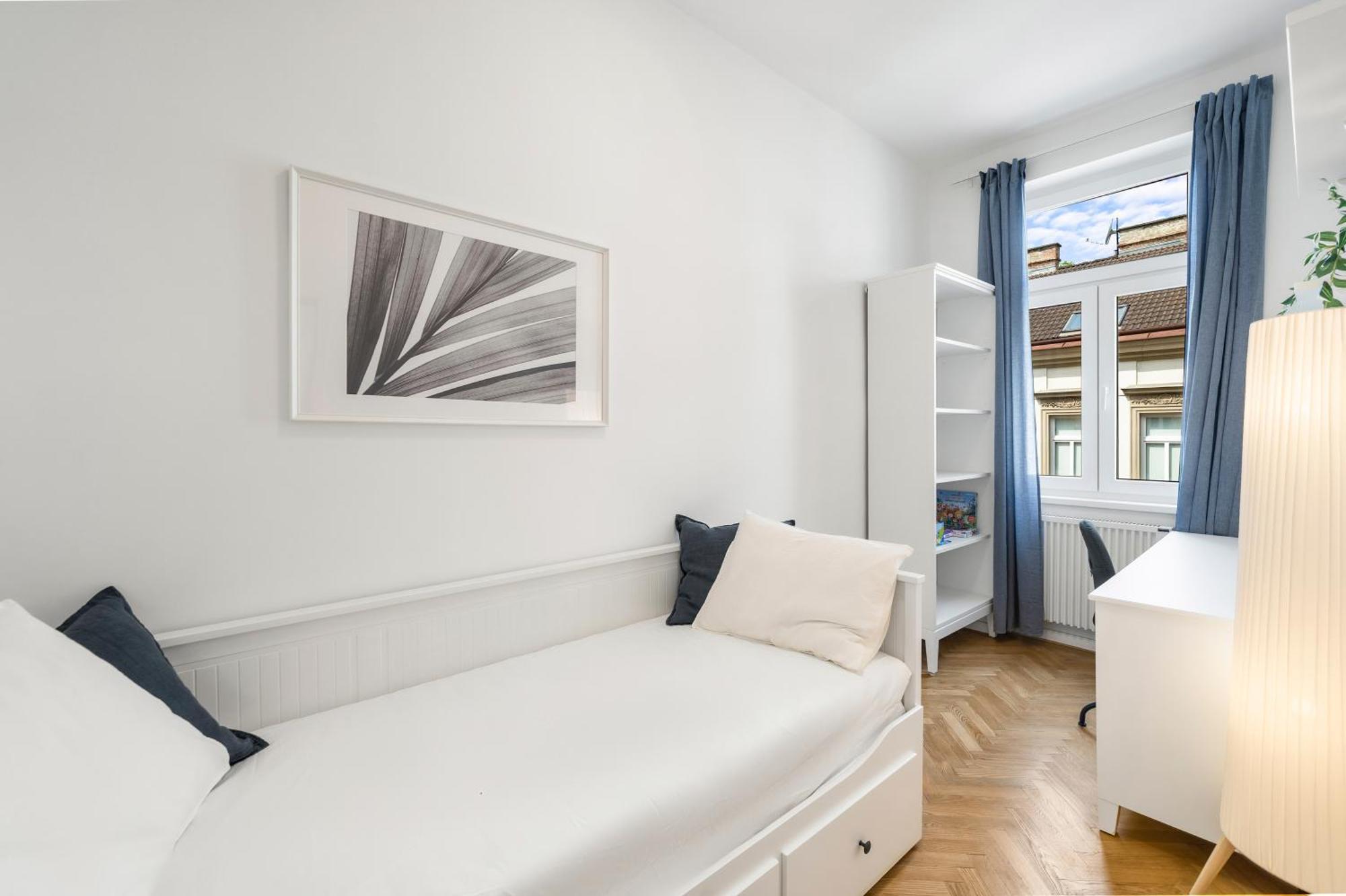 Bright And Quiet Apartments, Just 10 Minutes To U4, U6 And Schoenbrunn Palace Apartment
