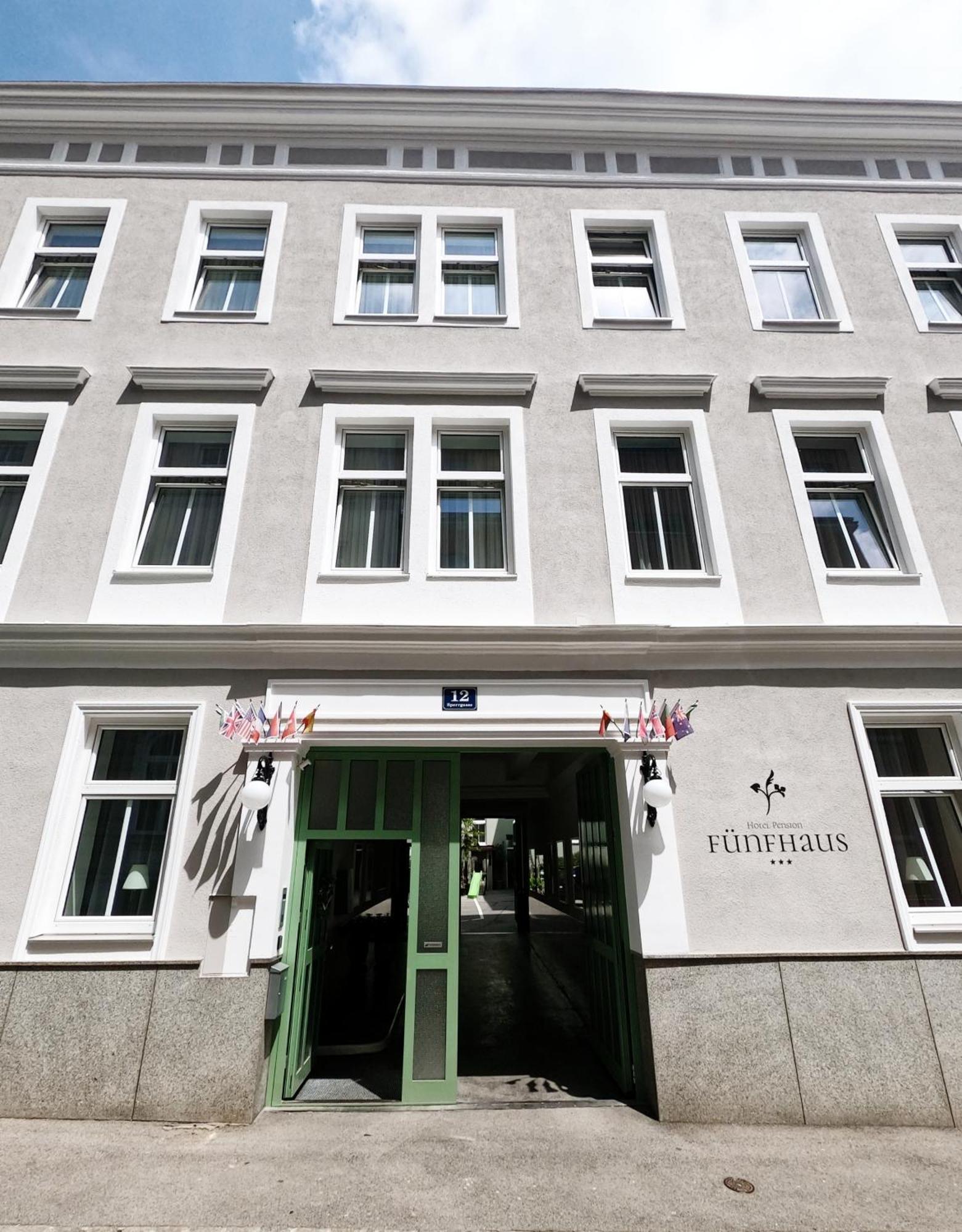 Hotel-pension Fuenfhaus Guest house Vienna