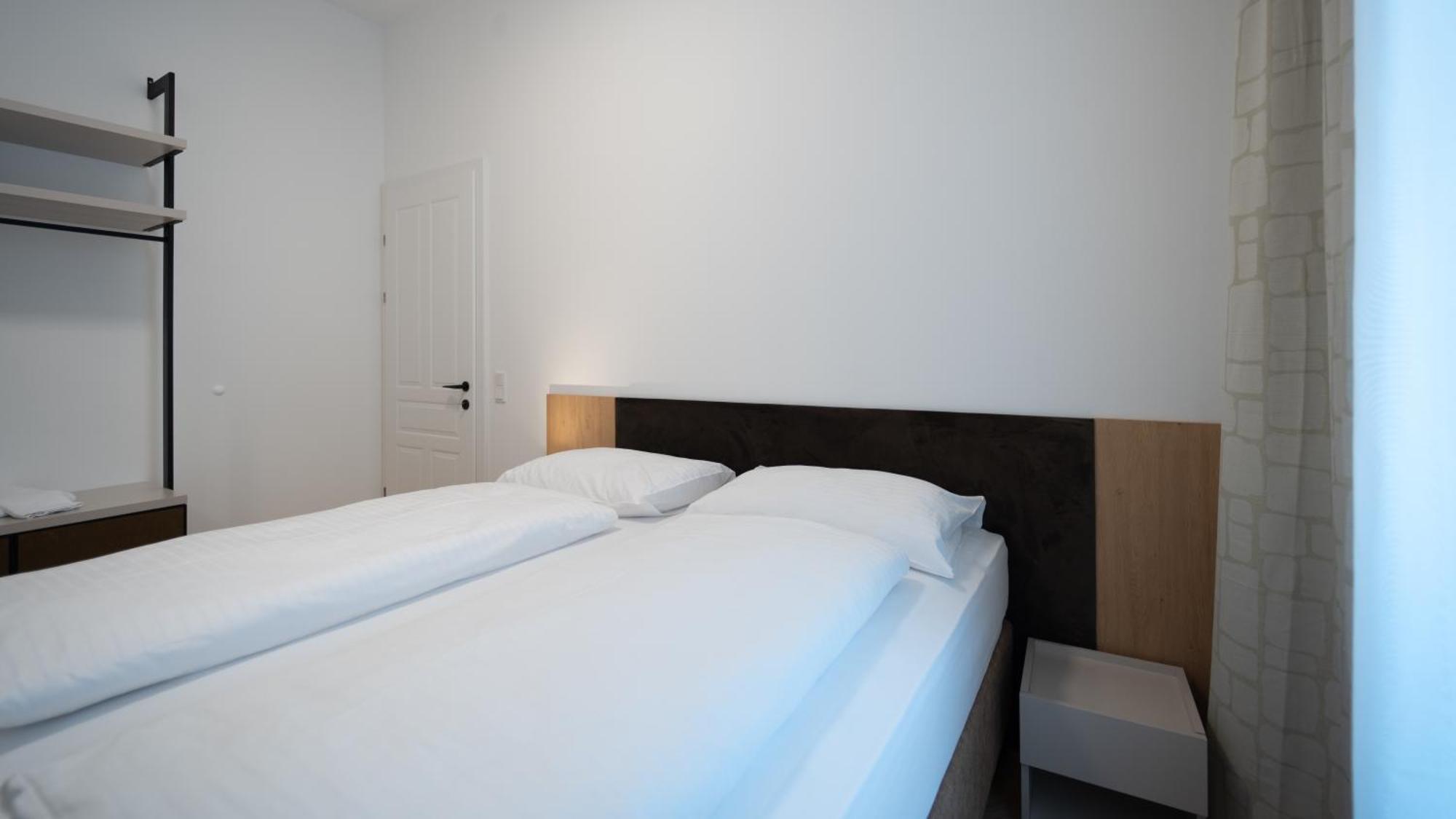 Door No 5 By Gt7 Hospitality Apartment *