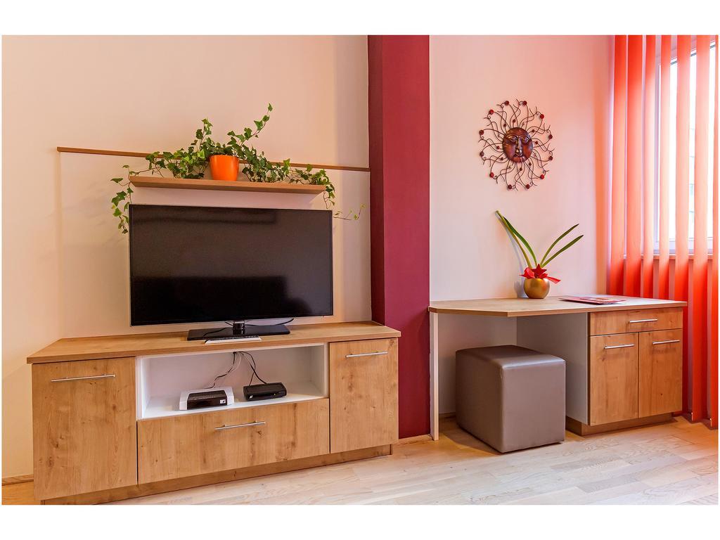 Servus Karlsplatz Apartment *