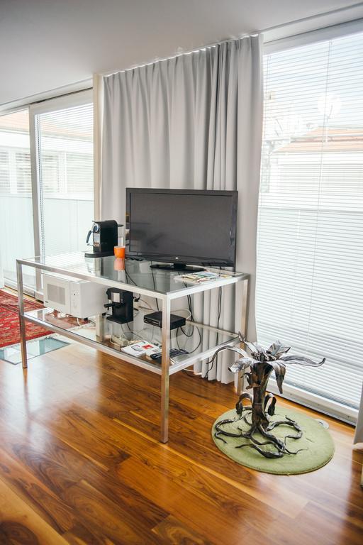 Living Center * Viena