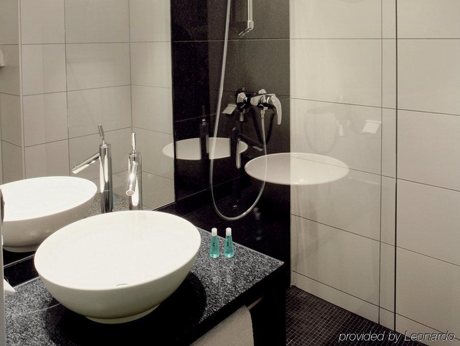 One Westbahnhof Hotel Vienna