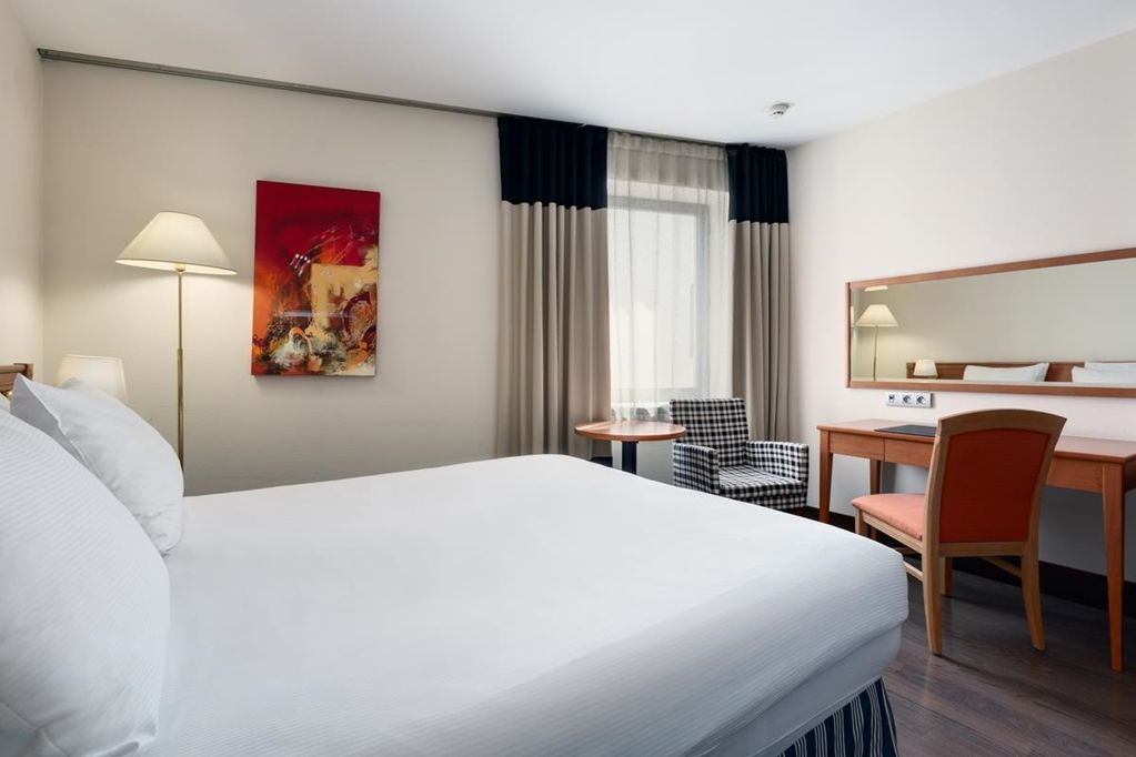 Nh Belvedere Hotel
