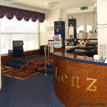 Hotel The Weekend