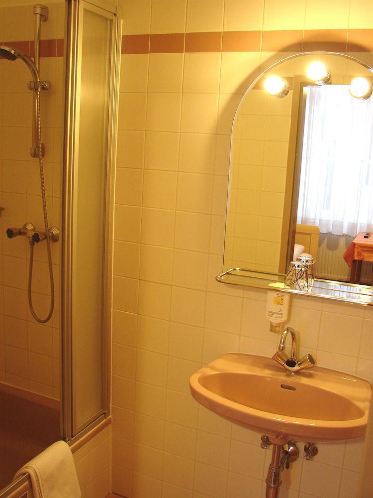 Lehrerhaus 2* Viena