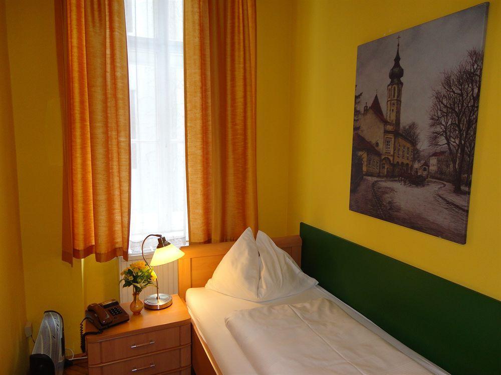 Hotel Lehrerhaus 2*