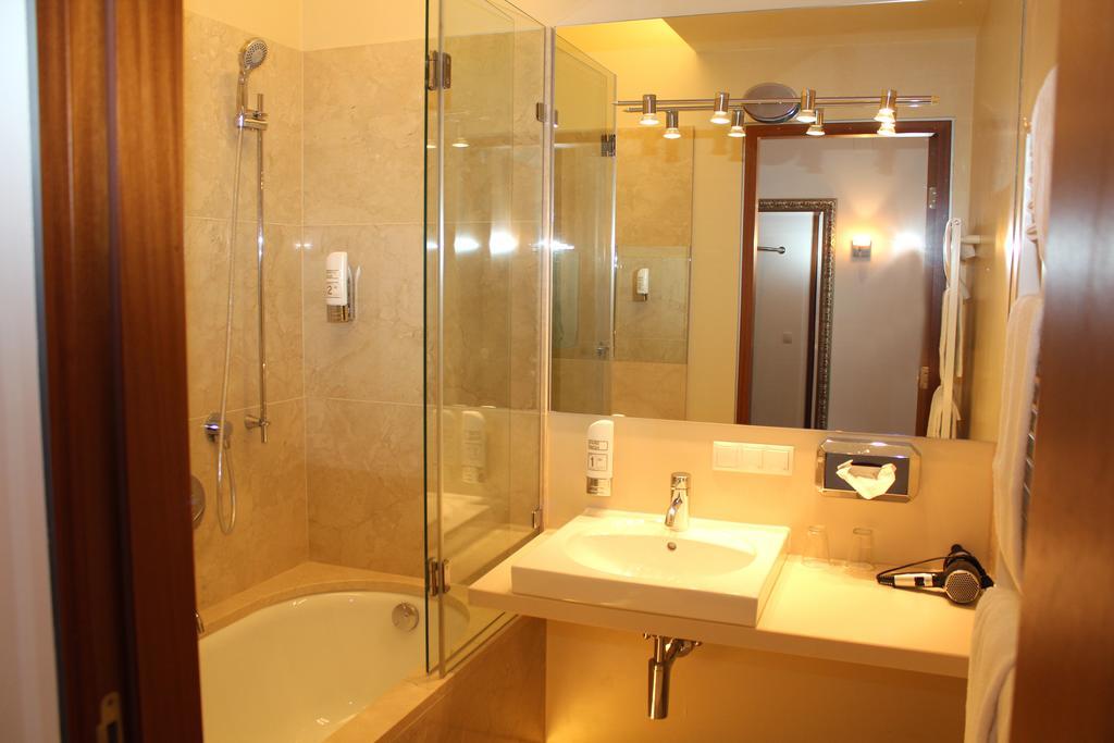 Aparthotel Suitehotel Kahlenberg 3*