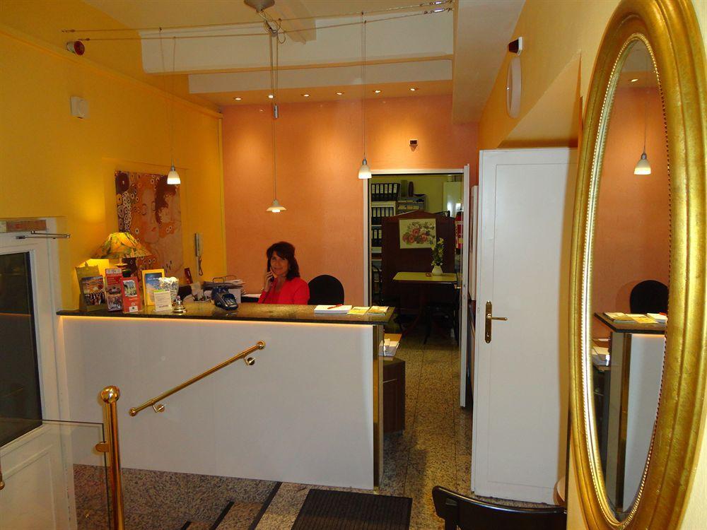 Lehrerhaus 2* Viena