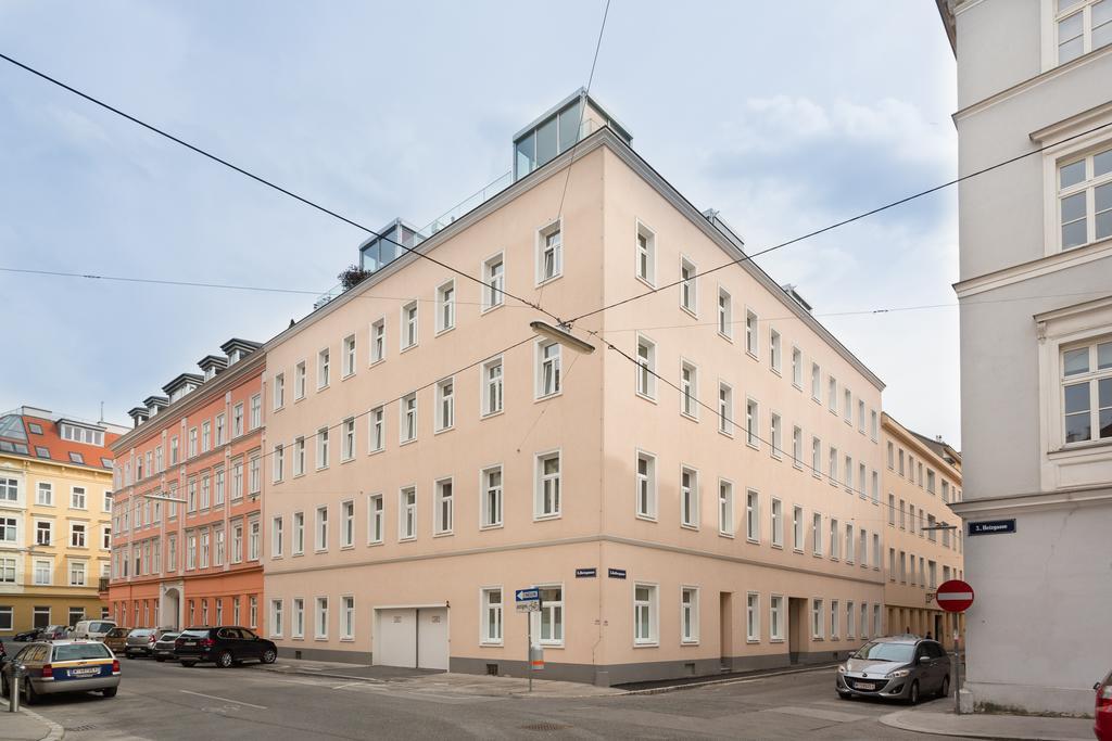 Yourapartment 1030 *