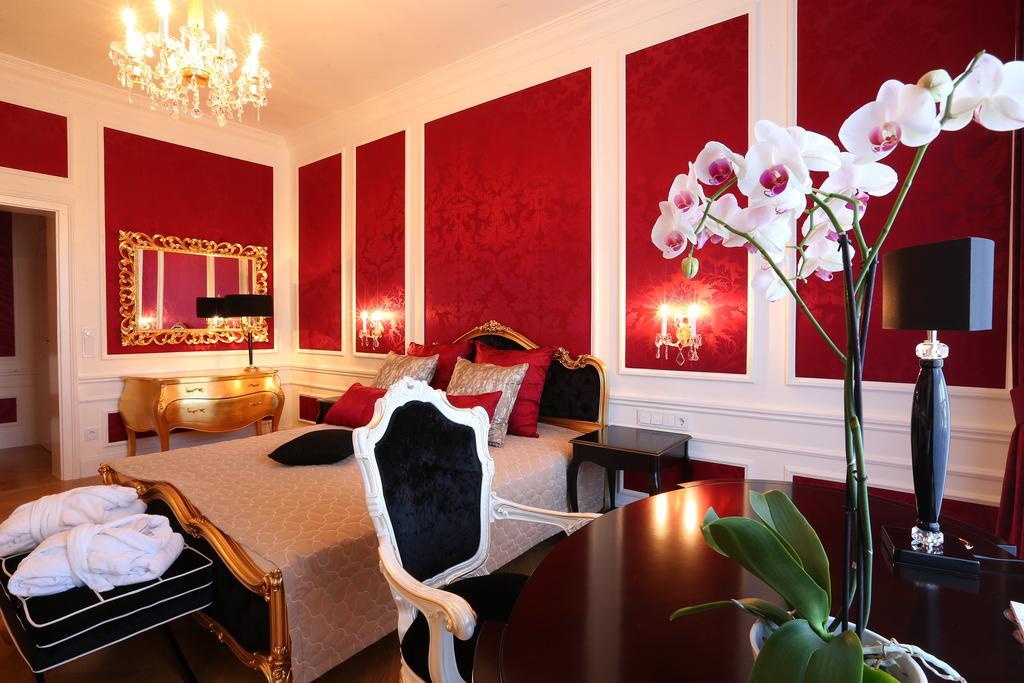 Schloss Schoenbrunn Grand Suite Apartment Vienna