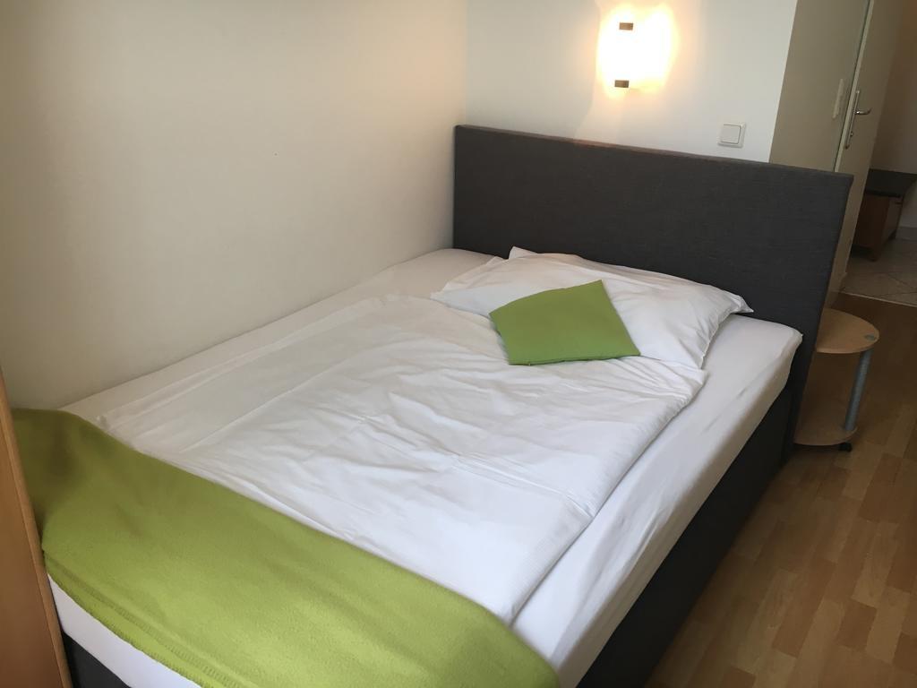 Hotel Pension Ani-Falstaff Viena
