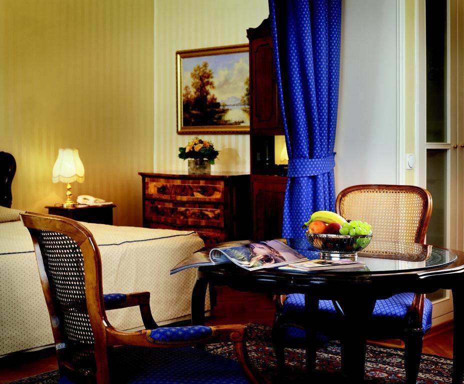 Hotel Ambassador