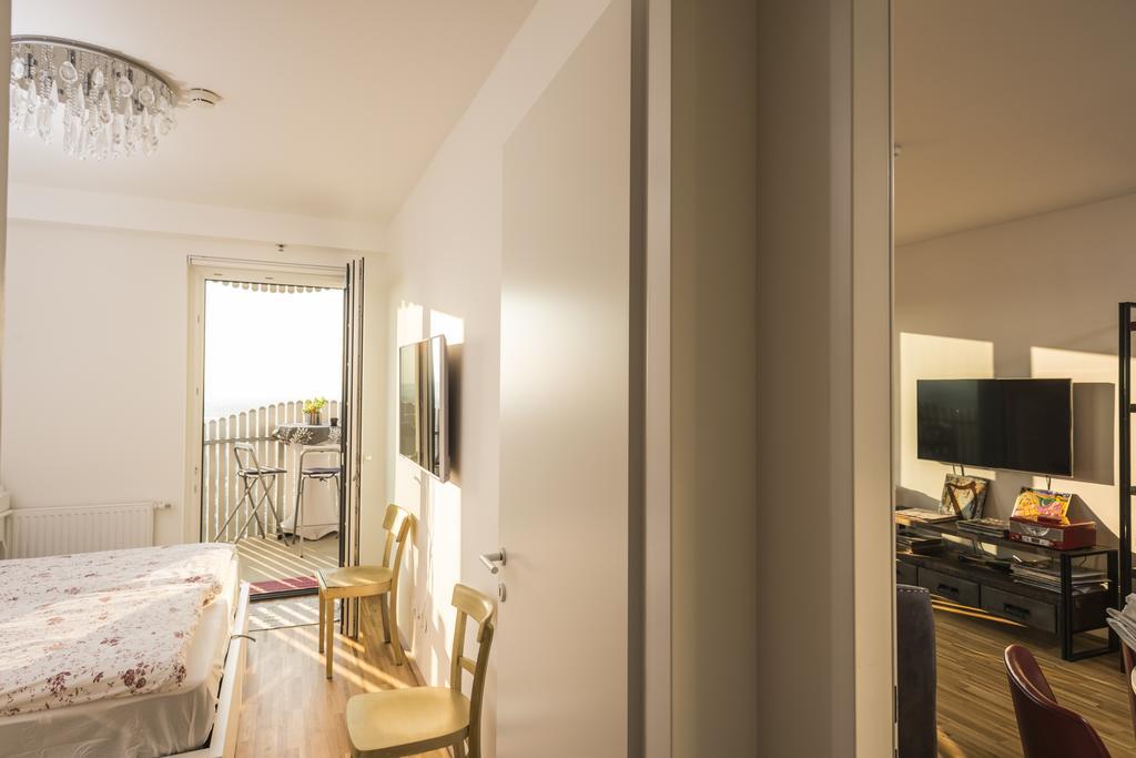 Sky View By Ichbucheat Apartment *