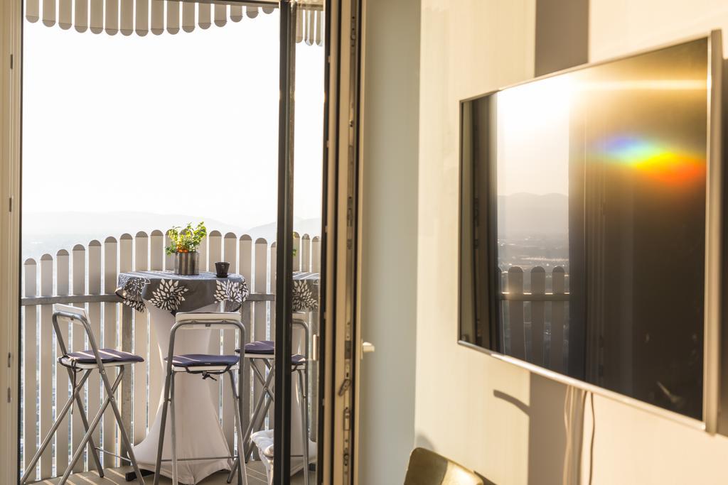 Sky View By Ichbucheat Apartment Wien