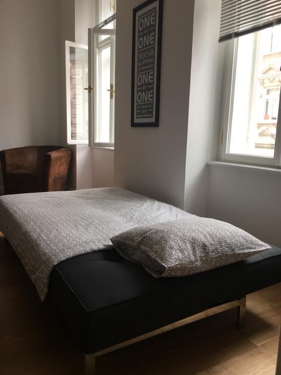 Apartment Square7 *