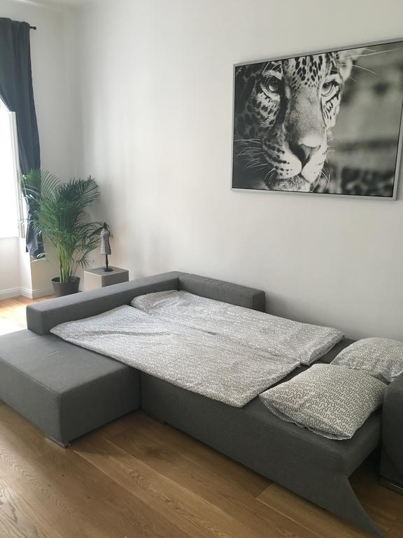 Square7 Apartment *