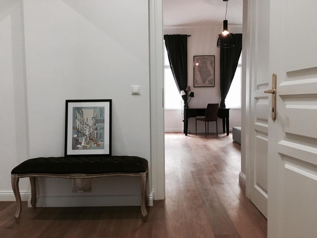 Apartment Square7 *