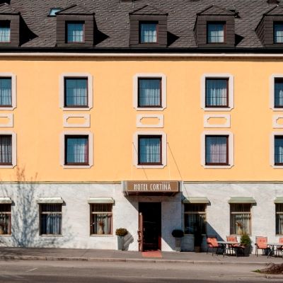 Club Cortina 4* Viena