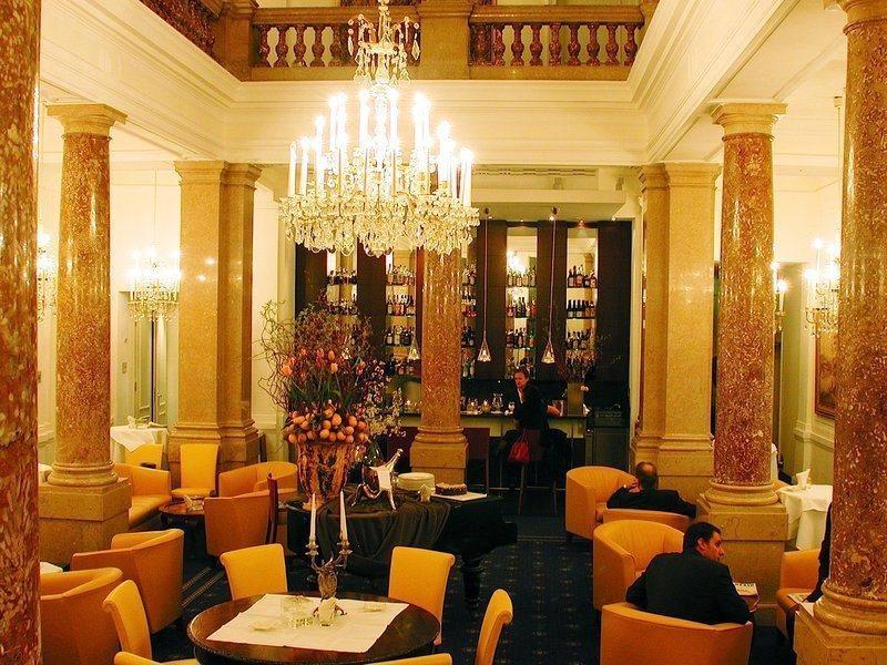 Ambassador Hotel 5*