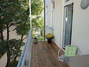 Modern - Dietrichgasse 3* Vienna