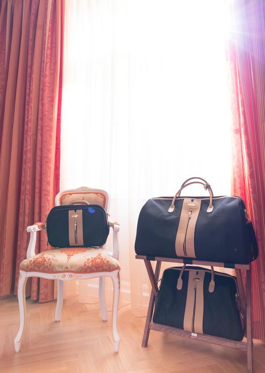Imperium - Experience The Luxurious In Center Apartment *