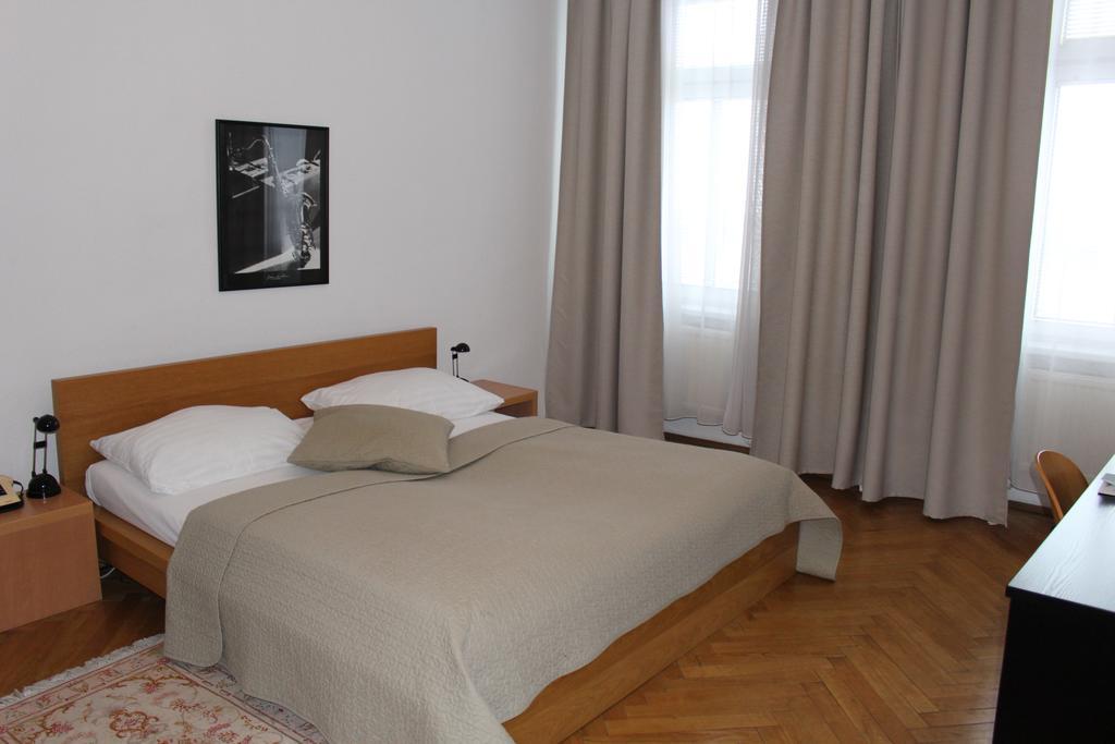 Hotel Wiener Kindl 3*
