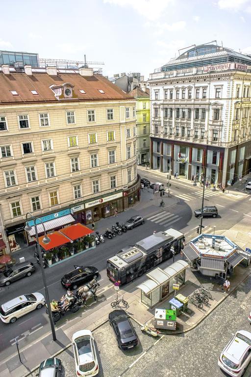 Living Hoher Markt *