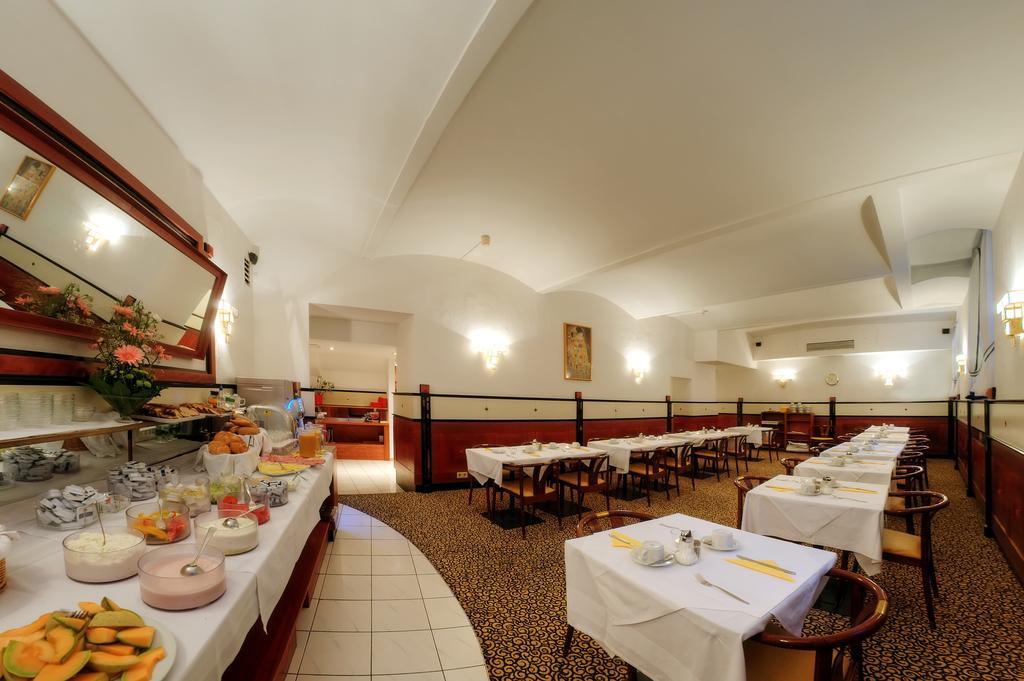 Carlton Opera Vienna