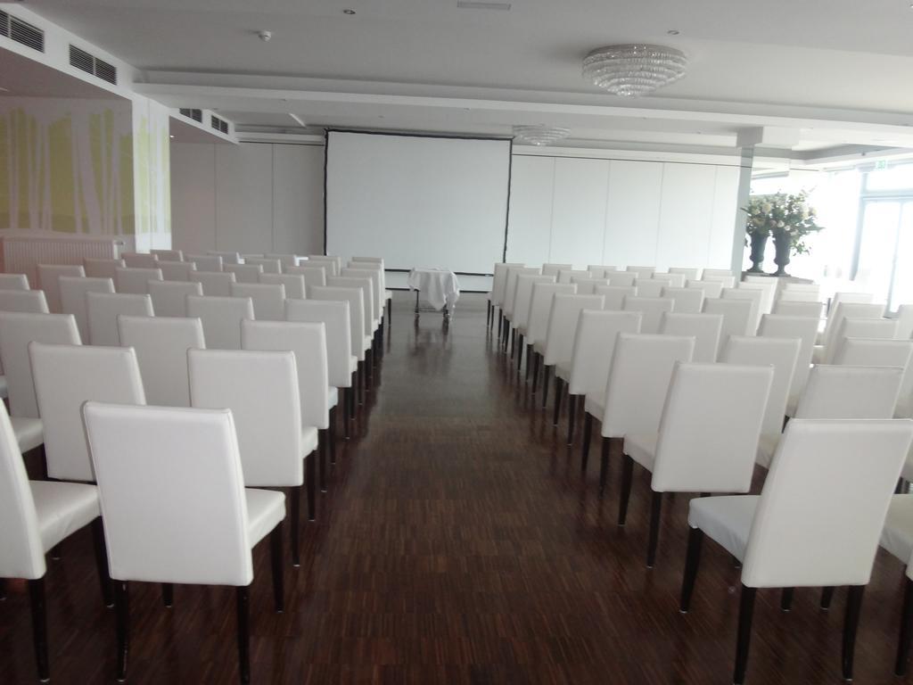 Aparthotel Suitehotel Kahlenberg 3*