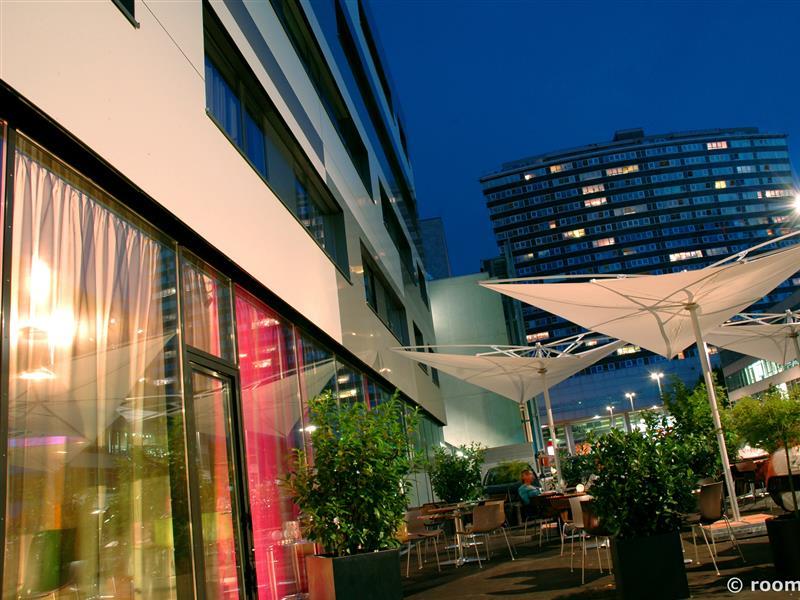 Plaza Gasometer 4*