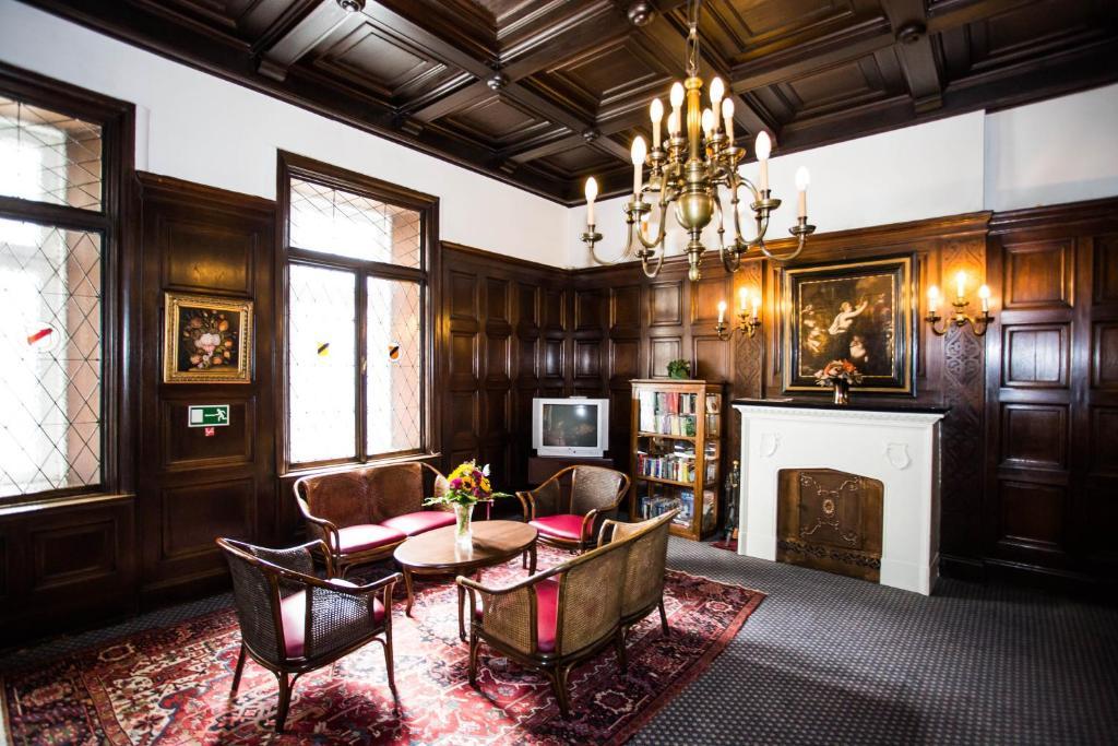 Atlanta Hotel 4*