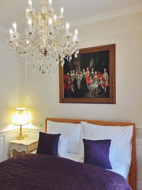 Imperium - Experience The Luxurious In Center Apartment