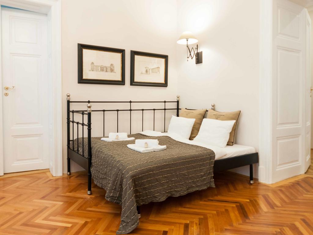 Apartment Elegant