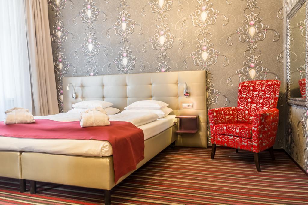 Hotel Fuerst Metternich 3*