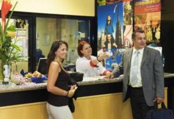 Ibis Messe 3*