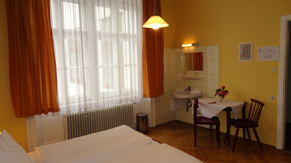 Lehrerhaus 2*