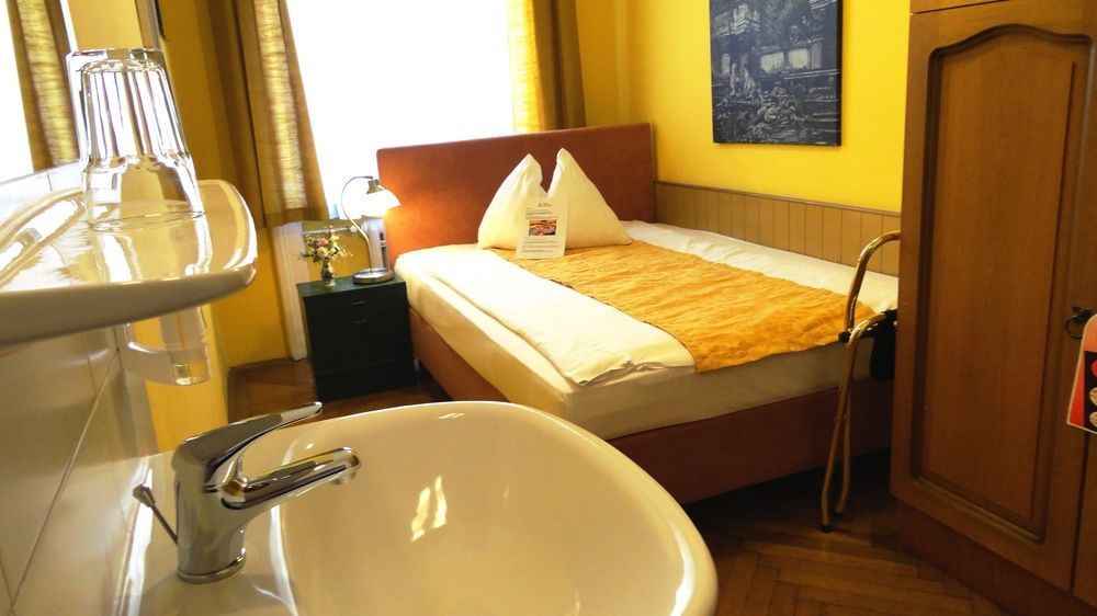 Lehrerhaus 2* Viena
