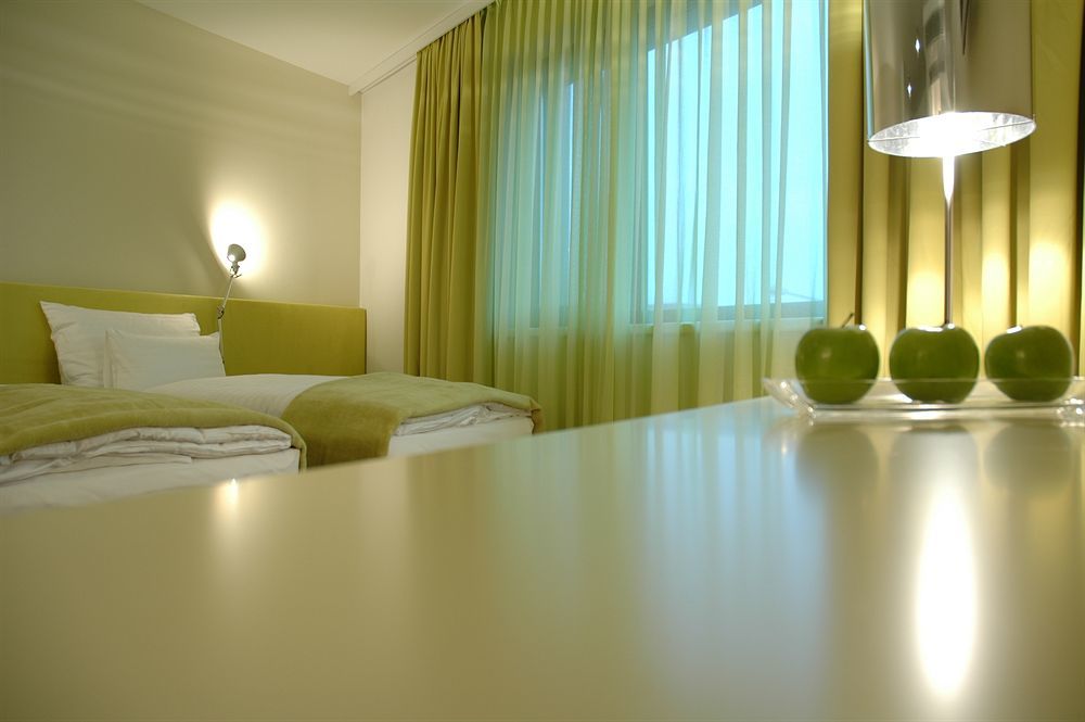 Plaza Gasometer 4*