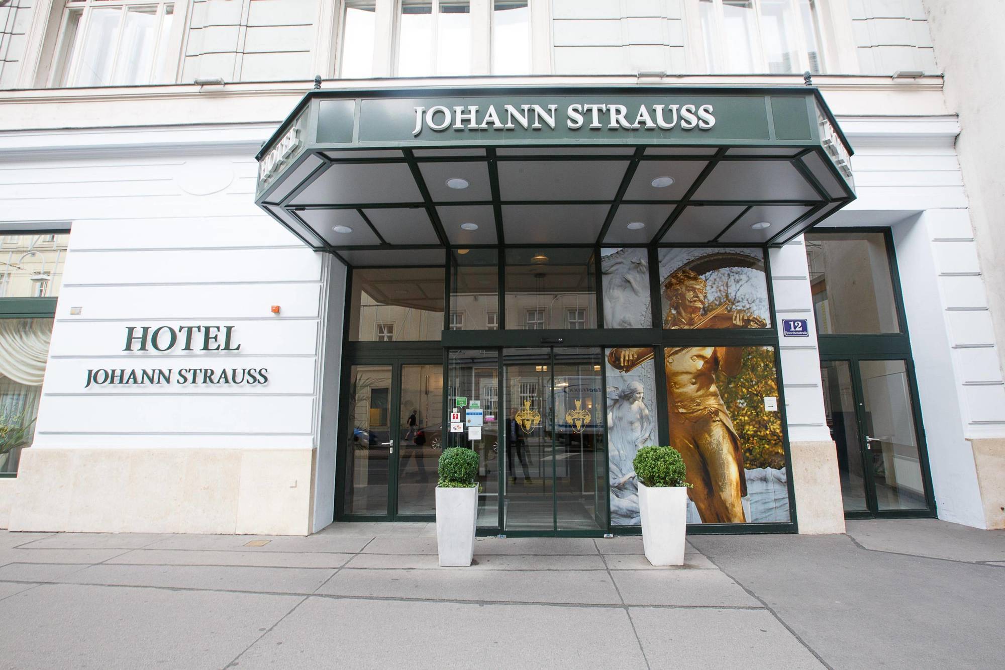 Johann Strauss Hotel 4*