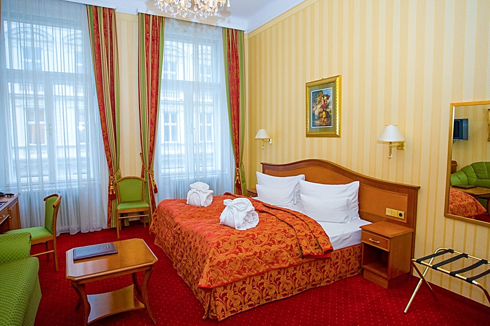 Opera I Self Check In 4* Wien